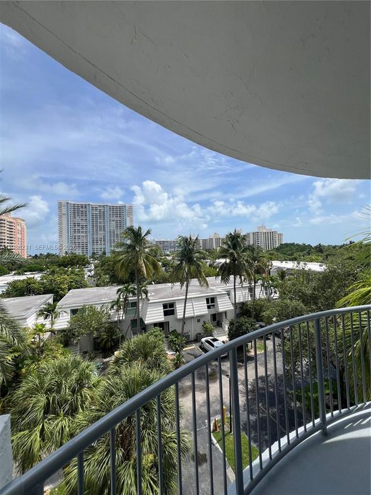 En Venta: $950,000 (2 camas, 2 baños, 1330 Pies cuadrados)