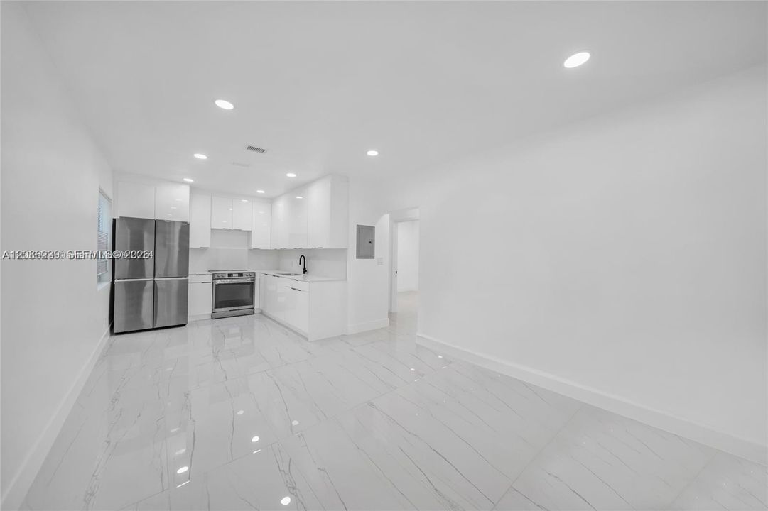 En Renta: $2,450 (2 camas, 1 baños, 1378 Pies cuadrados)