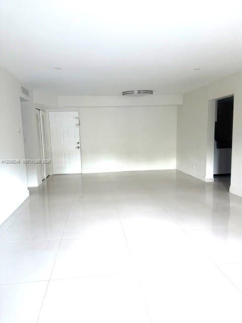 For Rent: $2,600 (3 beds, 2 baths, 1458 Square Feet)