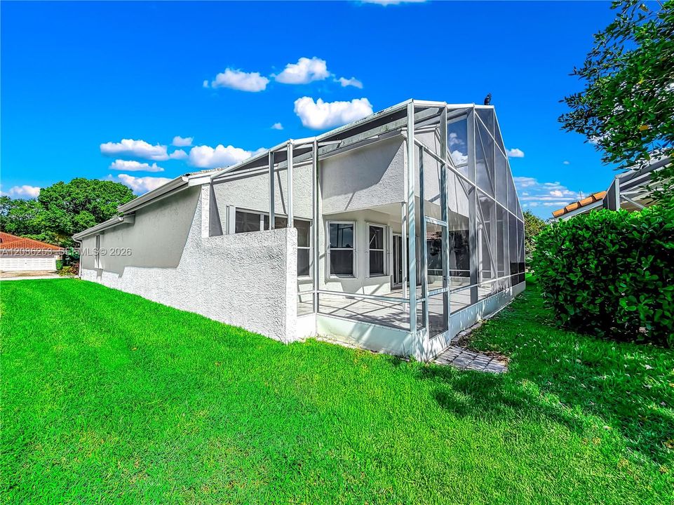 На продажу: $499,900 (3 спален, 2 ванн, 2097 Квадратных фут)