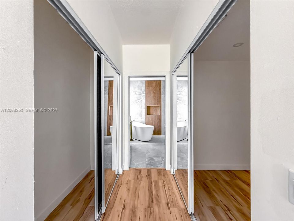 На продажу: $499,900 (3 спален, 2 ванн, 2097 Квадратных фут)