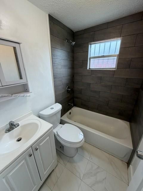 В аренду: $2,250 (2 спален, 1 ванн, 662 Квадратных фут)