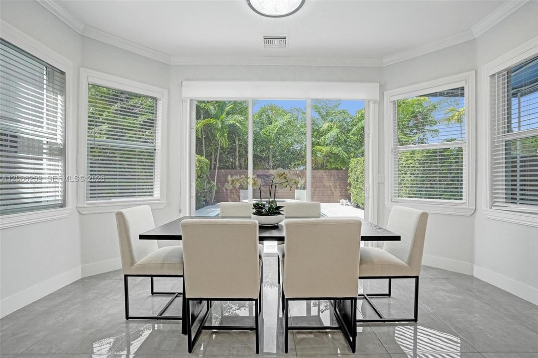 For Rent: $10,000 (4 beds, 3 baths, 2905 Square Feet)