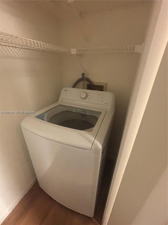 For Sale: $235,000 (2 beds, 2 baths, 1000 Square Feet)