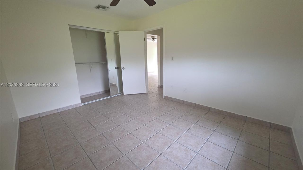 For Rent: $2,600 (3 beds, 1 baths, 2755 Square Feet)