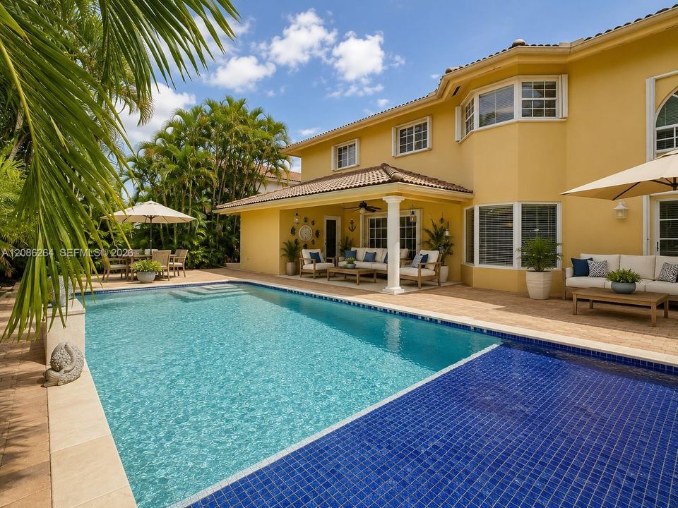 Active With Contract: $4,700 (4 beds, 3 baths, 2607 Square Feet)