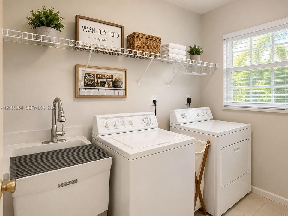 Active With Contract: $4,700 (4 beds, 3 baths, 2607 Square Feet)