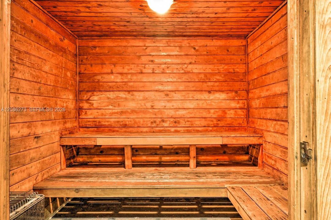 В аренду: $2,900 (1 спален, 1 ванн, 1066 Квадратных фут)