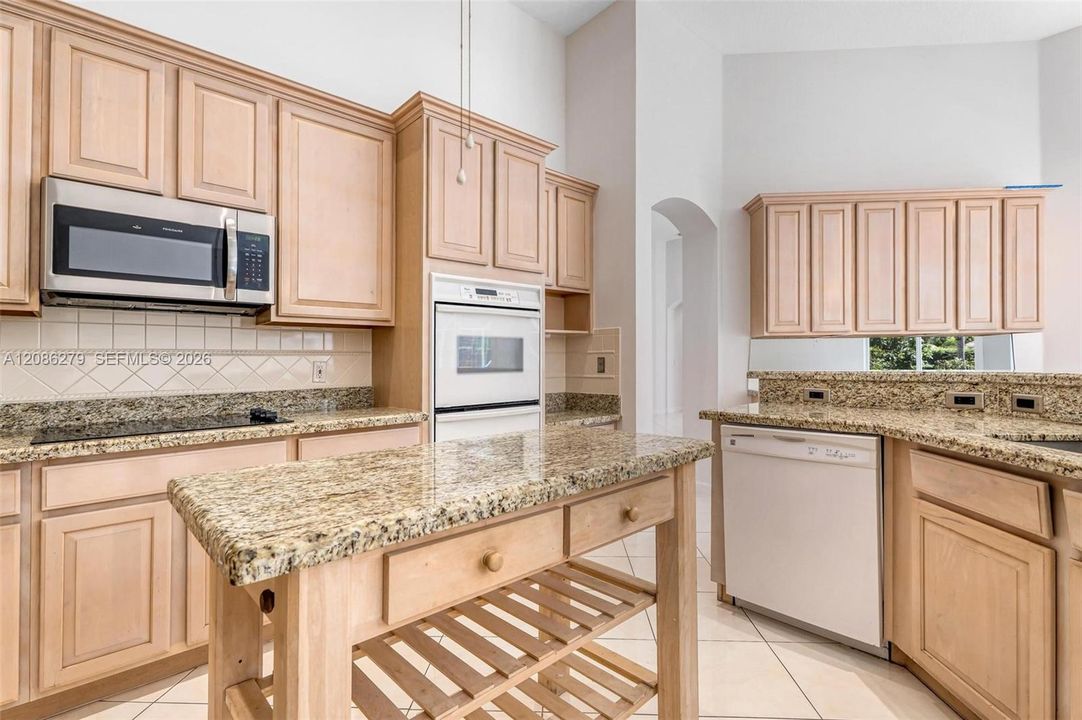 For Sale: $1,199,900 (5 beds, 3 baths, 3123 Square Feet)