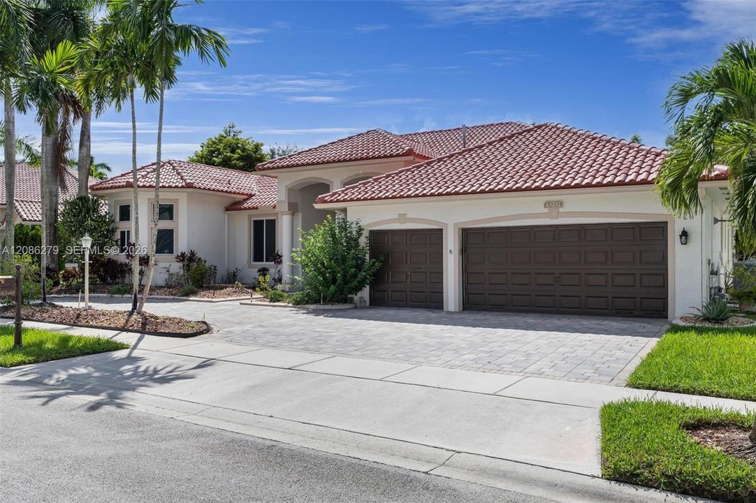 For Sale: $1,199,900 (5 beds, 3 baths, 3123 Square Feet)