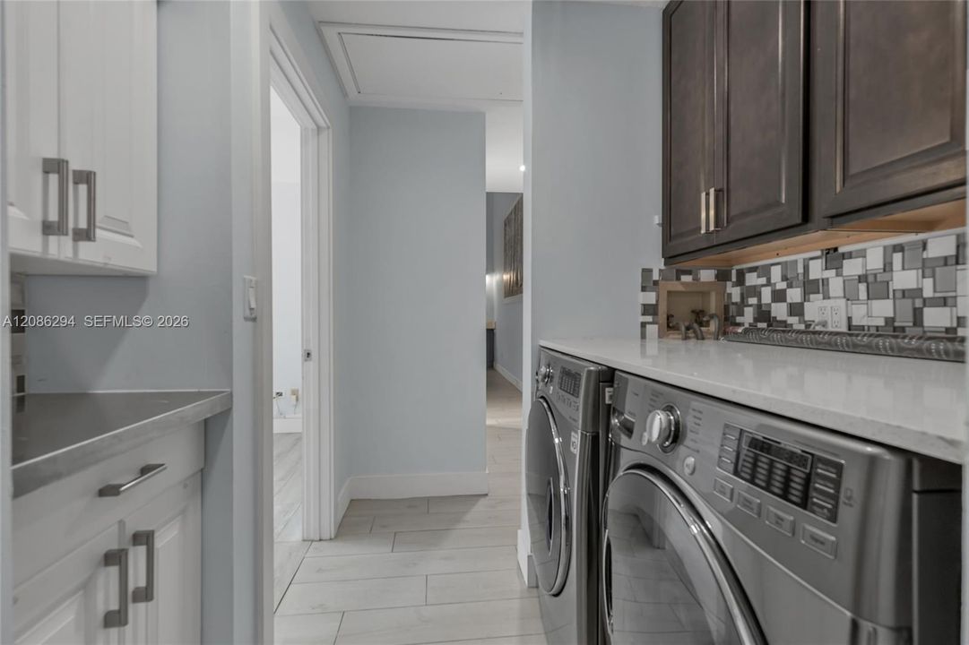 For Rent: $2,800 (3 beds, 2 baths, 1332 Square Feet)