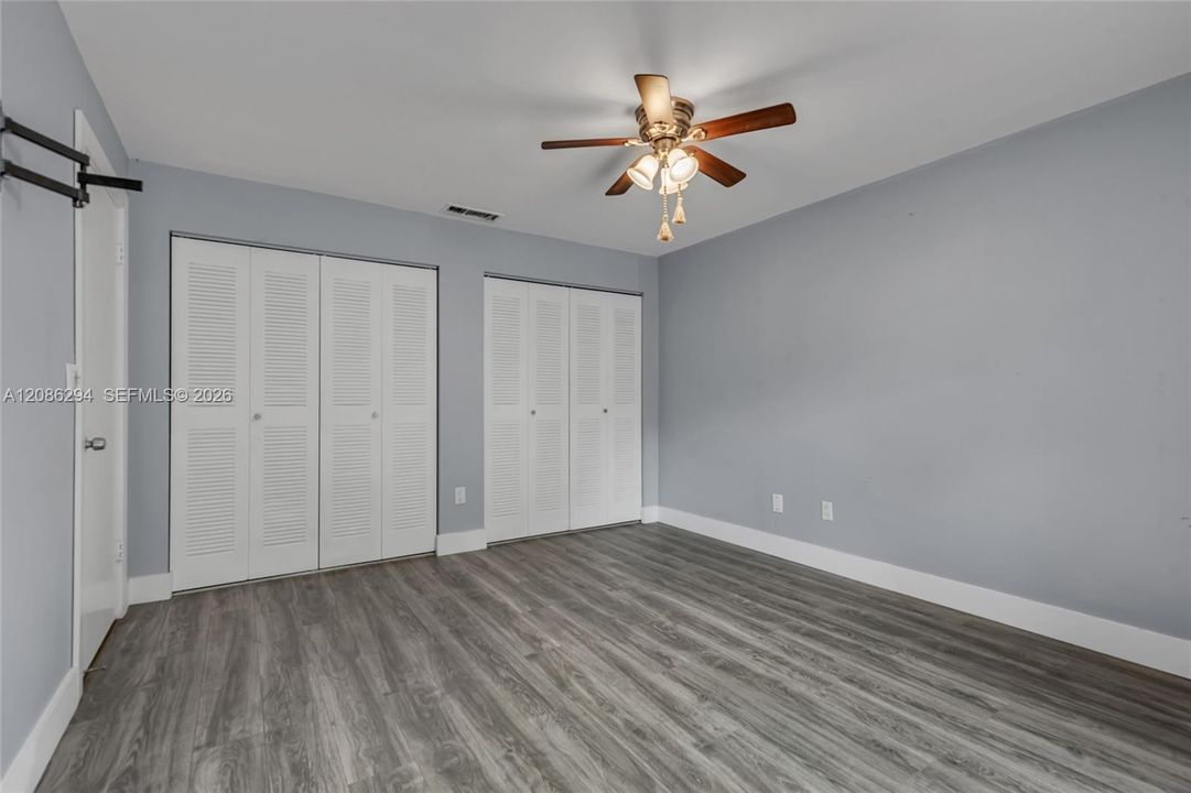 For Rent: $2,800 (3 beds, 2 baths, 1332 Square Feet)