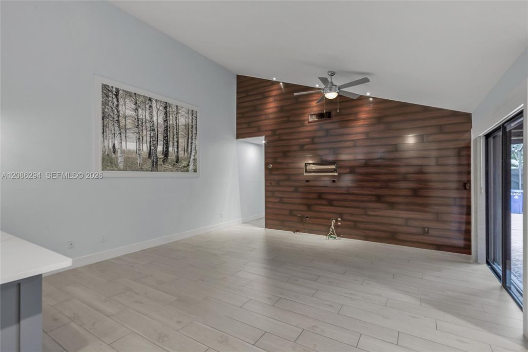 For Rent: $2,800 (3 beds, 2 baths, 1332 Square Feet)
