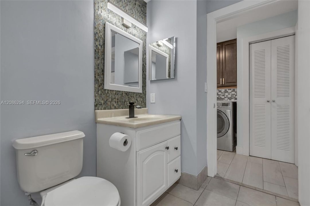 For Rent: $2,800 (3 beds, 2 baths, 1332 Square Feet)