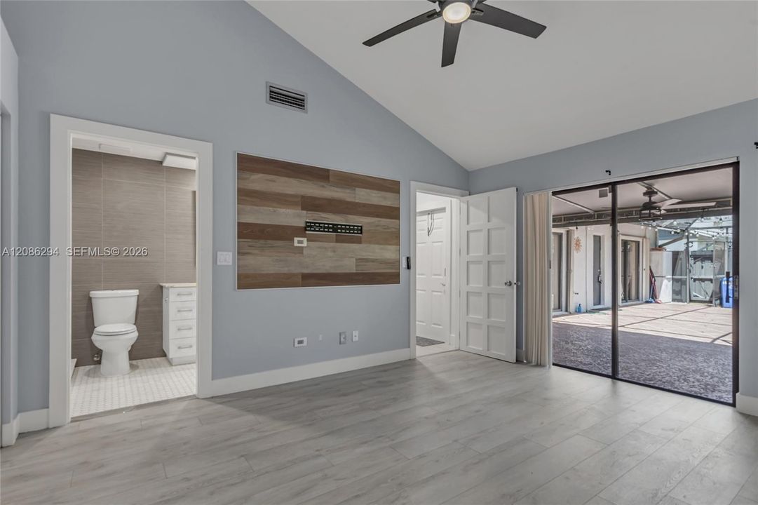 For Rent: $2,800 (3 beds, 2 baths, 1332 Square Feet)