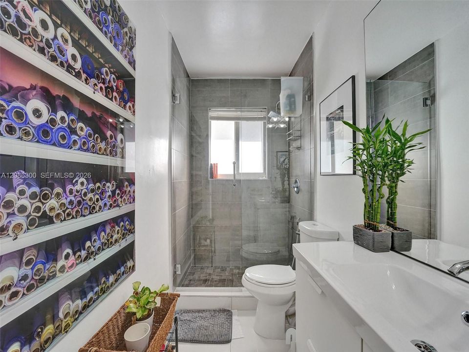 For Sale: $1,079,000 (3 beds, 2 baths, 1547 Square Feet)
