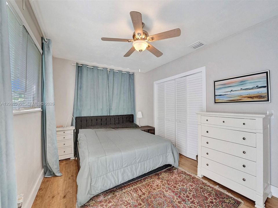 For Sale: $1,079,000 (3 beds, 2 baths, 1547 Square Feet)