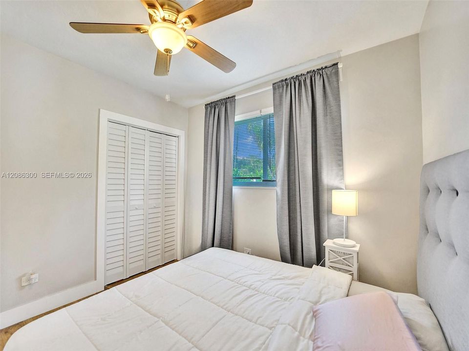 For Sale: $1,079,000 (3 beds, 2 baths, 1547 Square Feet)