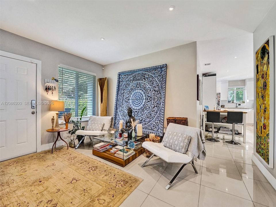 For Sale: $1,079,000 (3 beds, 2 baths, 1547 Square Feet)
