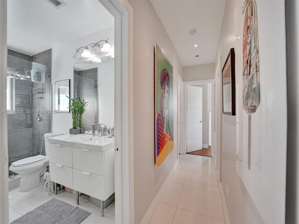 For Sale: $1,079,000 (3 beds, 2 baths, 1547 Square Feet)