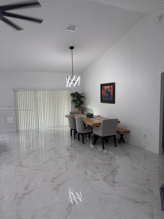 На продажу: $695,000 (3 спален, 2 ванн, 0 Квадратных фут)