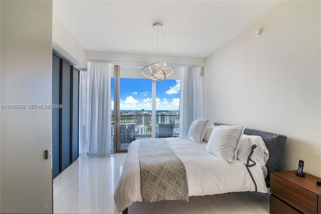 For Rent: $37,000 (4 beds, 4 baths, 2682 Square Feet)