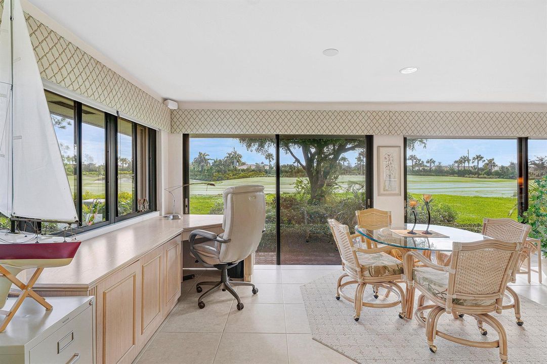Casual dining area
