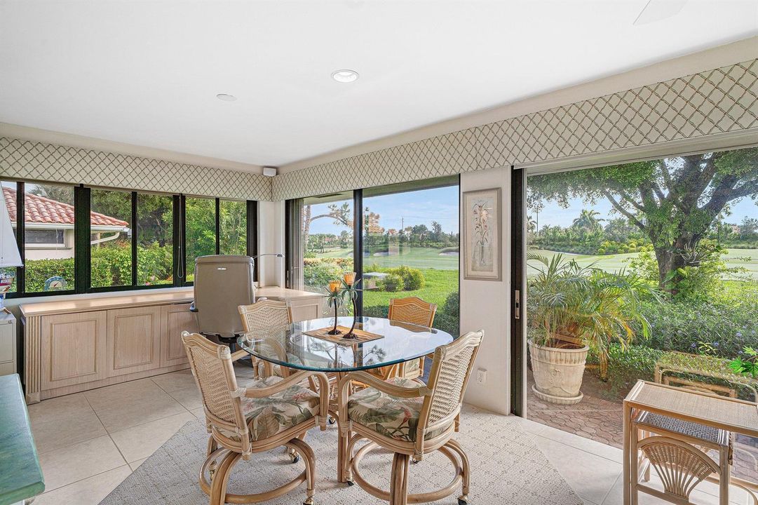 Casual dining area