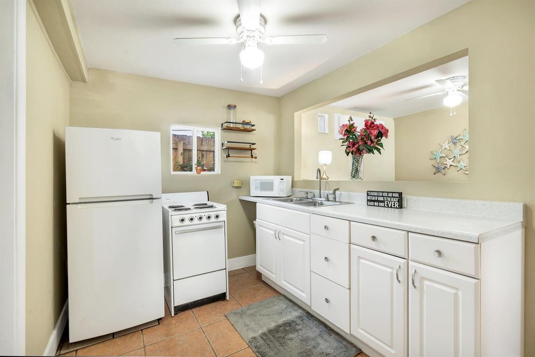 Downtown Apartment Kitchen