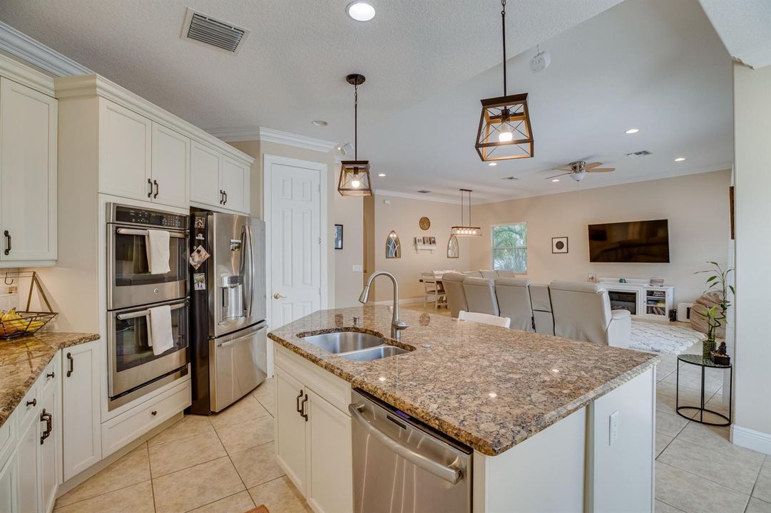 Kitchen 4
