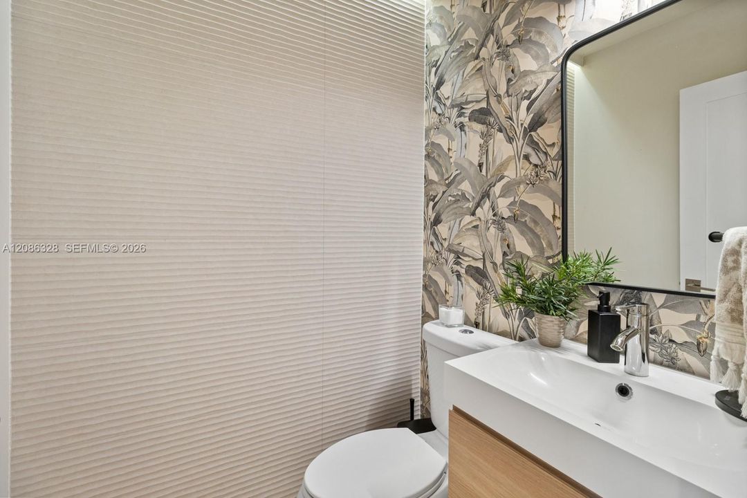 For Rent: $25,000 (4 beds, 3 baths, 3000 Square Feet)