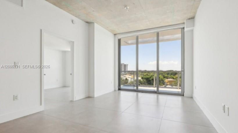 For Rent: $3,350 (2 beds, 2 baths, 1097 Square Feet)