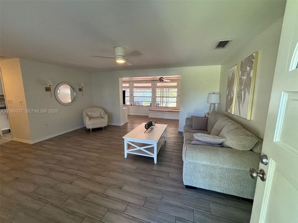 For Rent: $2,250 (3 beds, 2 baths, 0 Square Feet)