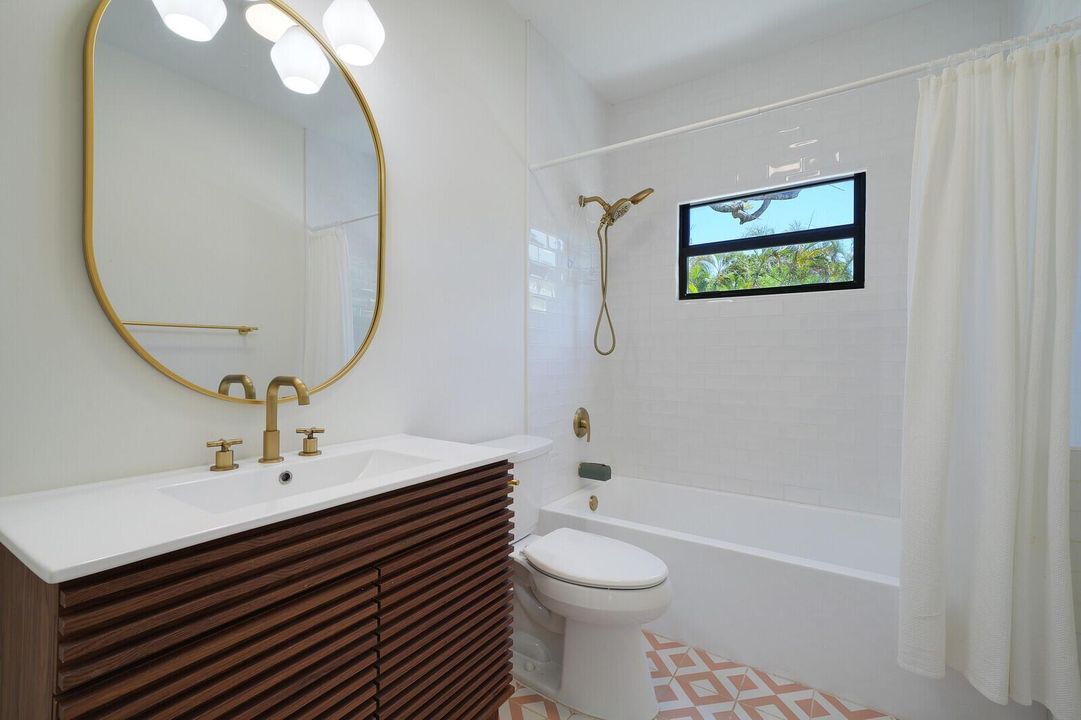 Main House Bathroom 2