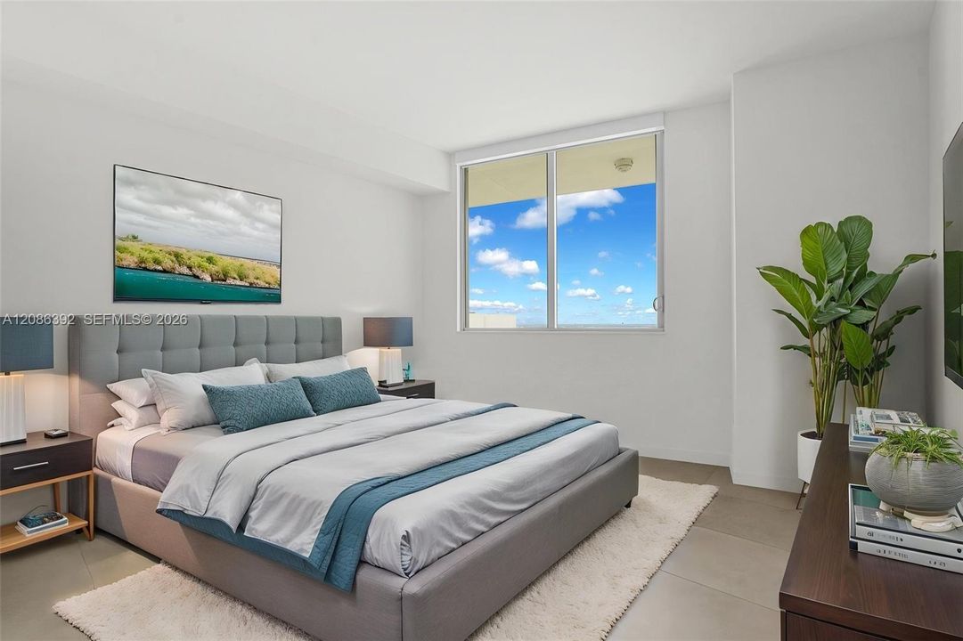 For Rent: $10,000 (2 beds, 3 baths, 1613 Square Feet)