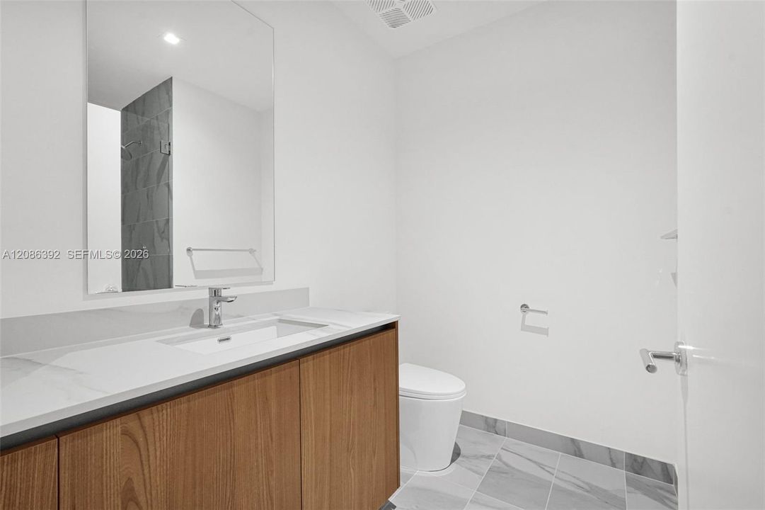 For Rent: $10,000 (2 beds, 3 baths, 1613 Square Feet)
