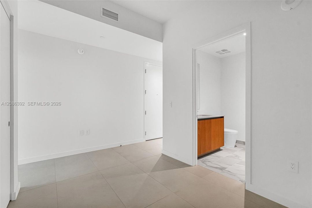 For Rent: $10,000 (2 beds, 3 baths, 1613 Square Feet)