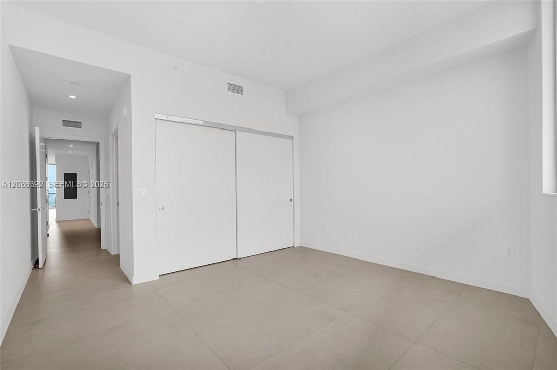 For Rent: $10,000 (2 beds, 3 baths, 1613 Square Feet)