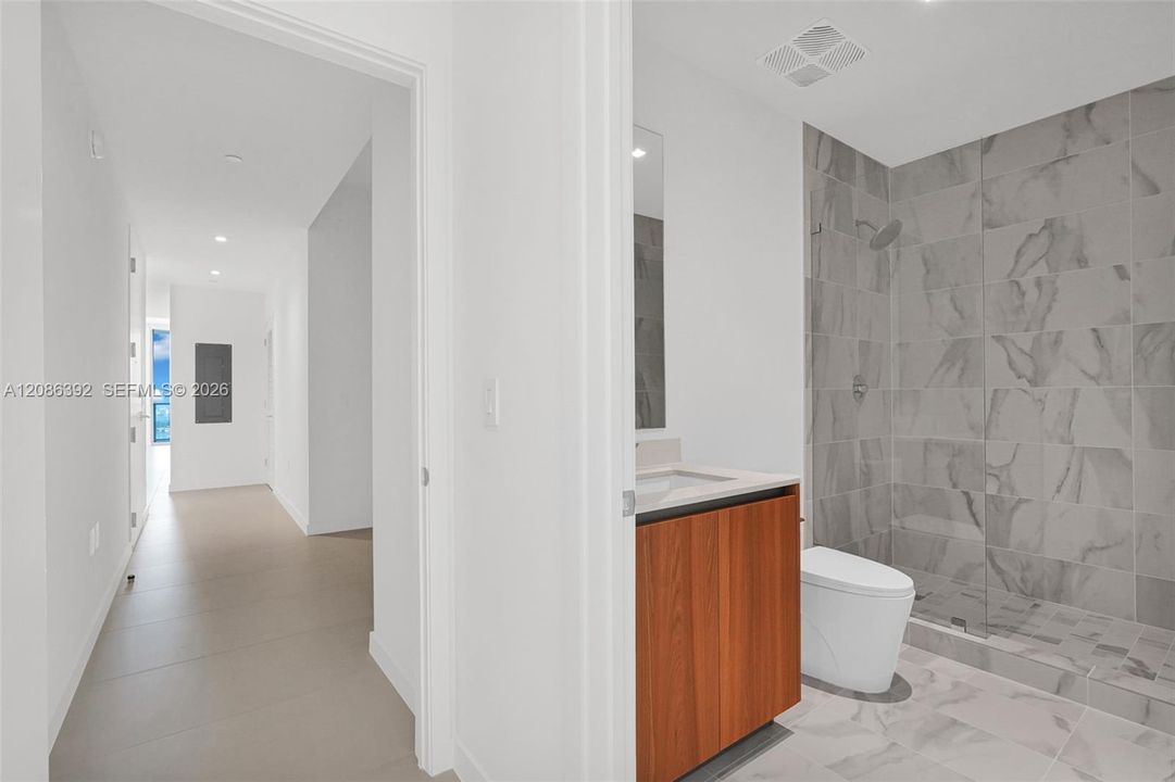 For Rent: $10,000 (2 beds, 3 baths, 1613 Square Feet)