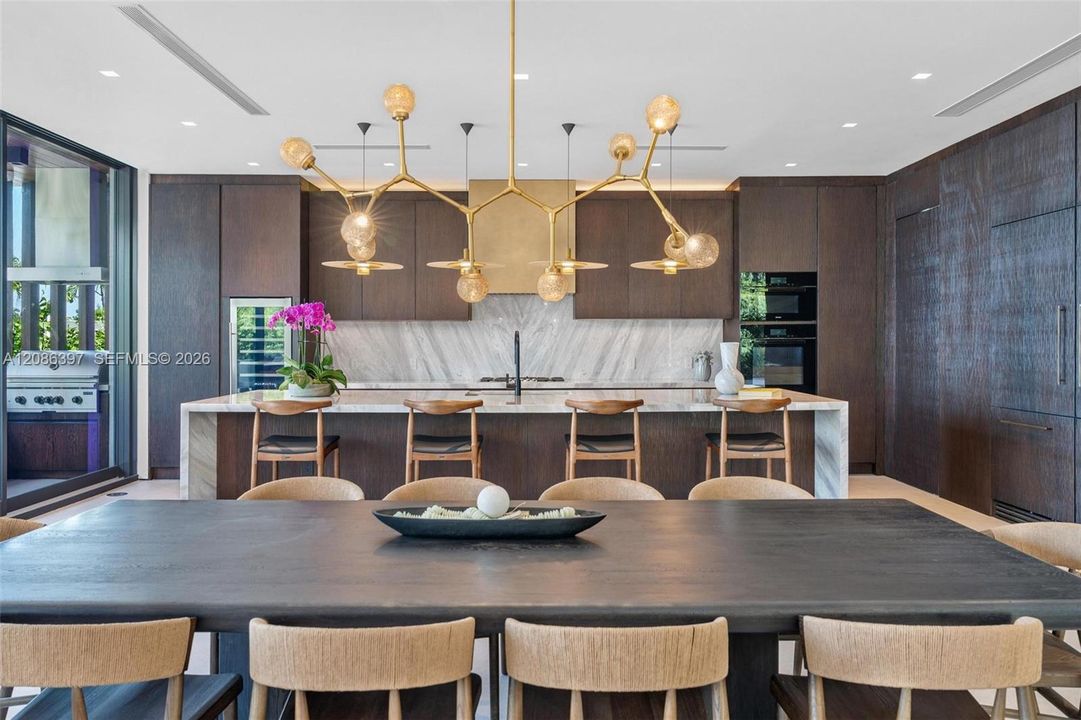 En Venta: $22,000,000 (6 camas, 7 baños, 5723 Pies cuadrados)