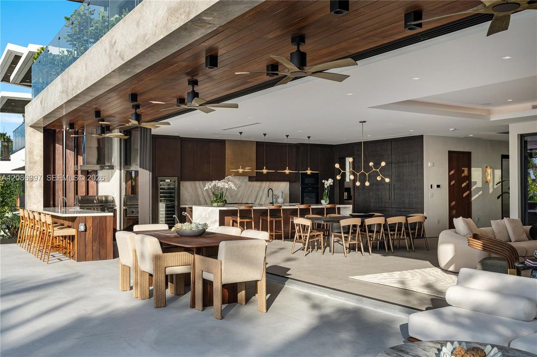 En Venta: $22,000,000 (6 camas, 7 baños, 5723 Pies cuadrados)