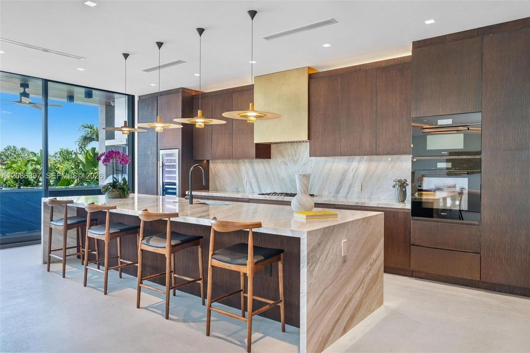 En Venta: $22,000,000 (6 camas, 7 baños, 5723 Pies cuadrados)
