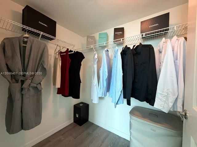 For Rent: $3,700 (2 beds, 227 baths, 750 Square Feet)