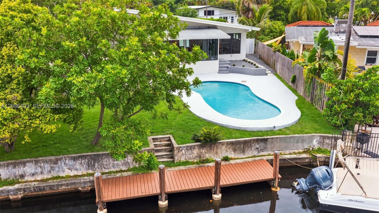 For Sale: $1,490,000 (4 beds, 3 baths, 2060 Square Feet)