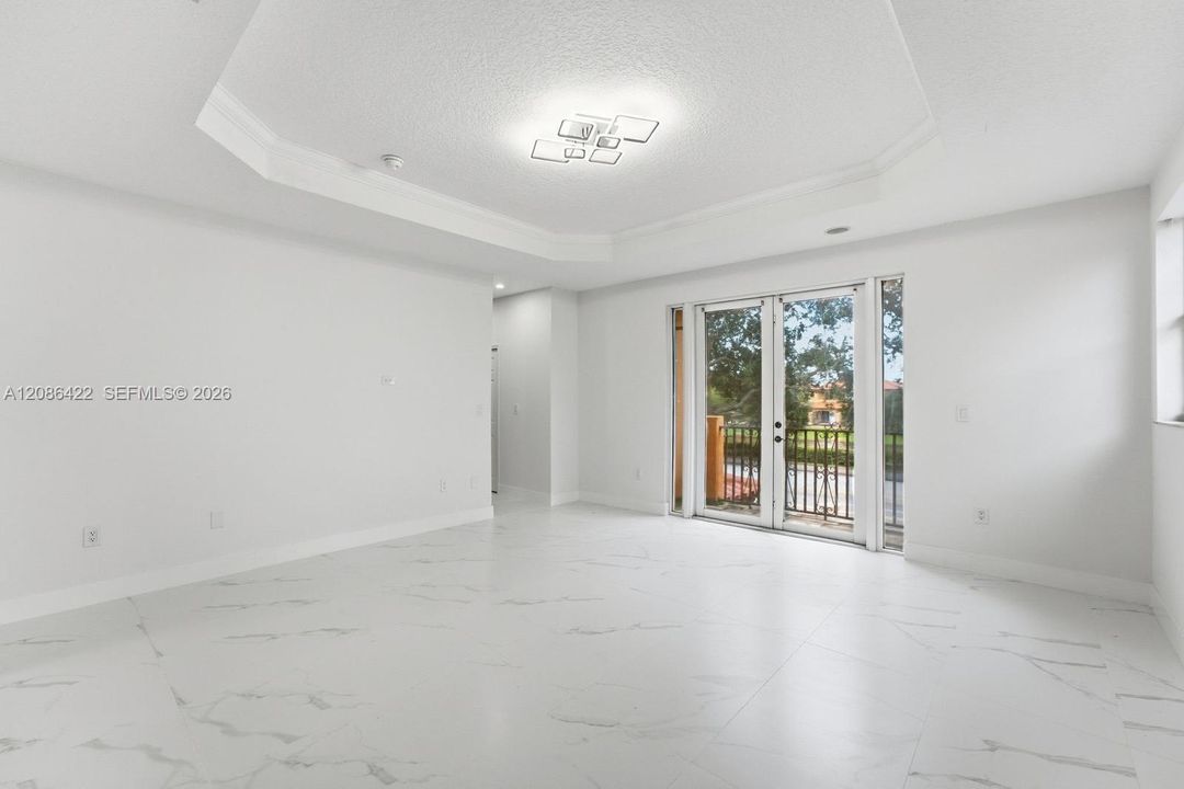 На продажу: $999,990 (5 спален, 4 ванн, 3403 Квадратных фут)