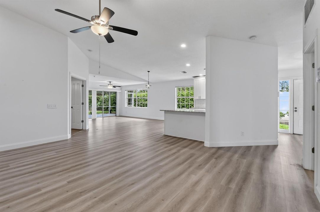 1671SWWaterfallBlvd(11)