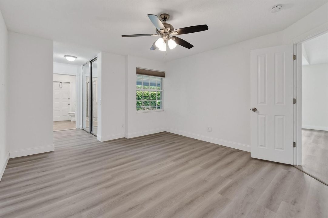 1671SWWaterfallBlvd(29)