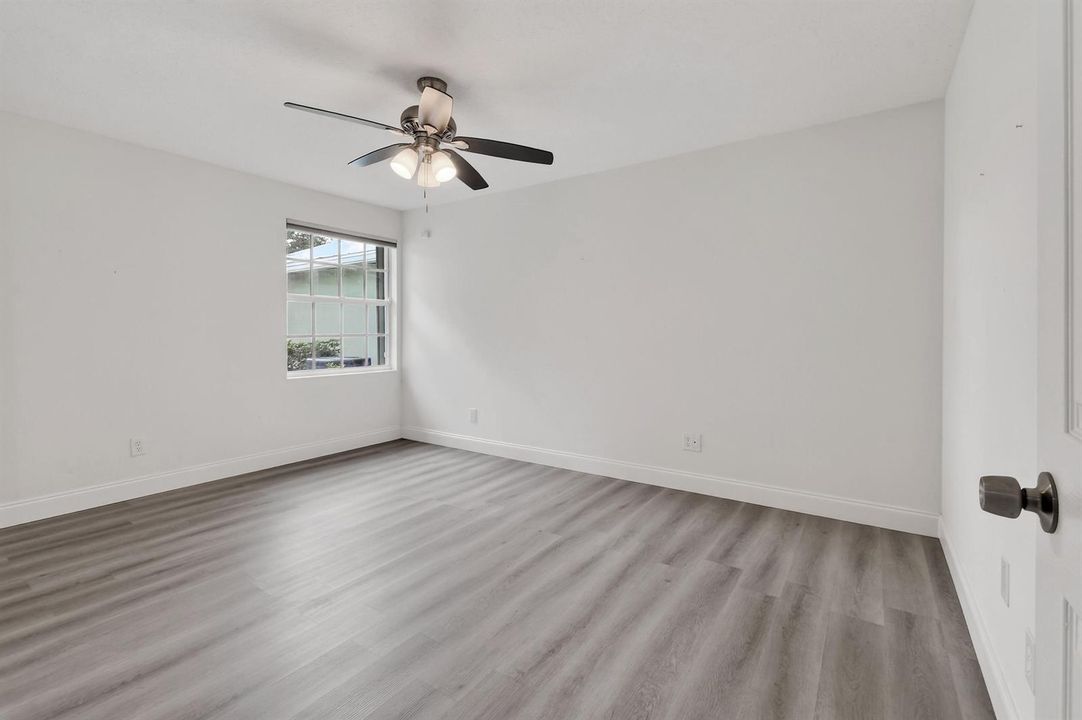 1671SWWaterfallBlvd(38)