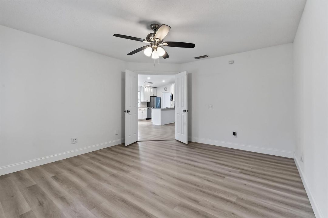 1671SWWaterfallBlvd(30)