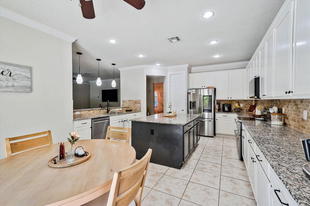 24-4381 SW Gossamer Circle-24